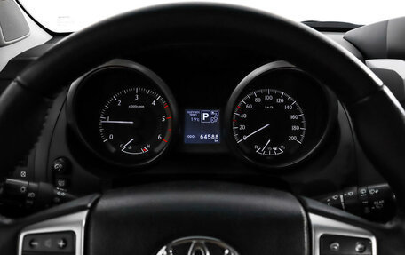 Toyota Land Cruiser Prado 150 рестайлинг 2, 2015 год, 4 499 000 рублей, 18 фотография