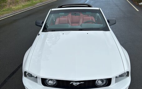 Ford Mustang VI рестайлинг, 2006 год, 2 850 000 рублей, 11 фотография