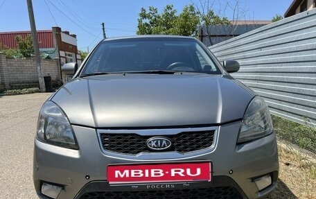 KIA Rio II, 2010 год, 695 000 рублей, 1 фотография