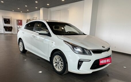 KIA Rio IV, 2018 год, 1 660 000 рублей, 1 фотография