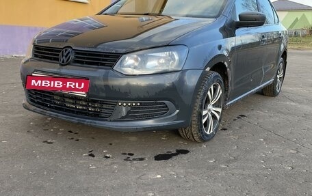 Volkswagen Polo VI (EU Market), 2013 год, 760 000 рублей, 2 фотография