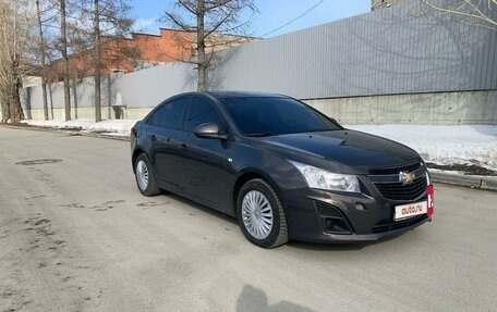 Chevrolet Cruze II, 2013 год, 740 000 рублей, 4 фотография