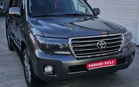 Toyota Land Cruiser 200, 2012 год, 4 600 000 рублей, 3 фотография