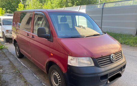 Volkswagen Transporter T5 рестайлинг, 2003 год, 715 000 рублей, 2 фотография