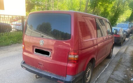 Volkswagen Transporter T5 рестайлинг, 2003 год, 715 000 рублей, 4 фотография