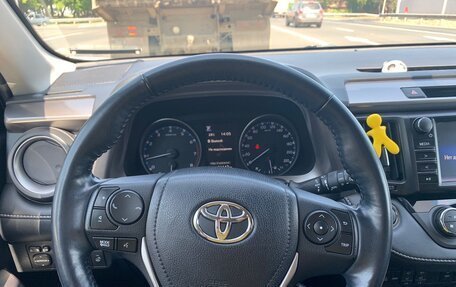 Toyota RAV4, 2018 год, 2 700 000 рублей, 6 фотография