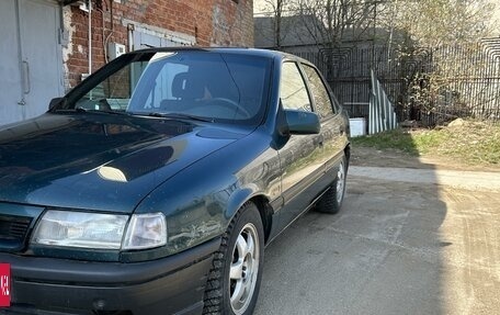 Opel Vectra A, 1995 год, 140 000 рублей, 3 фотография