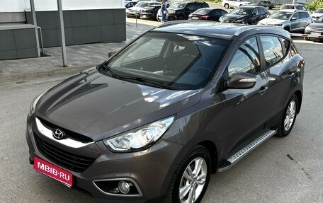 Hyundai ix35 I рестайлинг, 2013 год, 1 290 000 рублей, 1 фотография