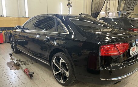 Audi A8, 2012 год, 2 140 000 рублей, 11 фотография
