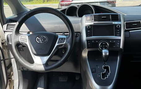 Toyota Verso I, 2013 год, 1 420 000 рублей, 6 фотография