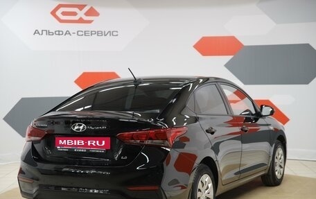 Hyundai Solaris II рестайлинг, 2018 год, 1 590 000 рублей, 6 фотография
