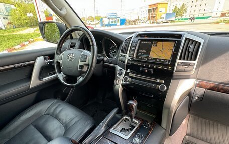 Toyota Land Cruiser 200, 2015 год, 4 950 000 рублей, 26 фотография