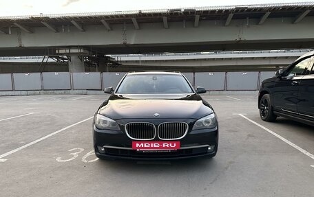 BMW 7 серия, 2010 год, 1 575 000 рублей, 3 фотография