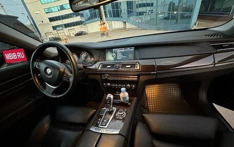 BMW 7 серия, 2010 год, 1 575 000 рублей, 11 фотография