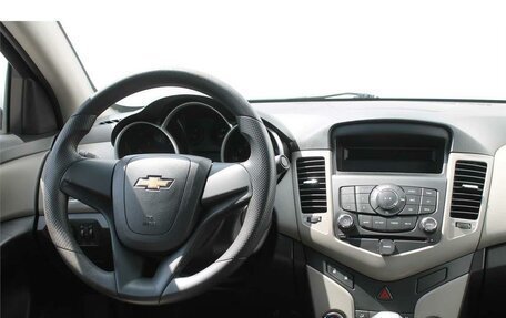 Chevrolet Cruze II, 2011 год, 890 000 рублей, 13 фотография