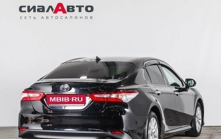 Toyota Camry, 2019 год, 3 140 000 рублей, 4 фотография