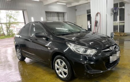 Hyundai Solaris II рестайлинг, 2011 год, 960 000 рублей, 1 фотография