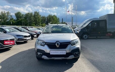 Renault Sandero II рестайлинг, 2019 год, 999 900 рублей, 3 фотография