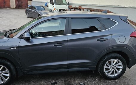 Hyundai Tucson III, 2018 год, 2 400 000 рублей, 4 фотография