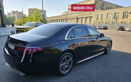 Mercedes-Benz S-Класс, 2022 год, 17 000 000 рублей, 10 фотография