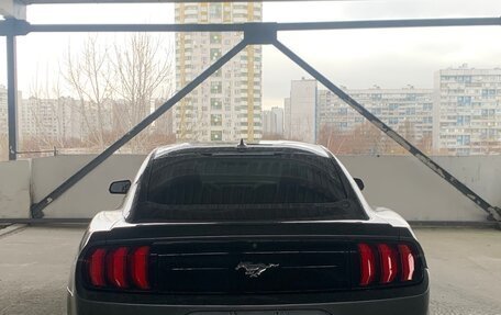 Ford Mustang VI рестайлинг, 2020 год, 3 107 777 рублей, 5 фотография