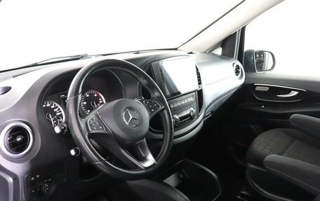 Mercedes-Benz Vito, 2018 год, 4 400 000 рублей, 13 фотография