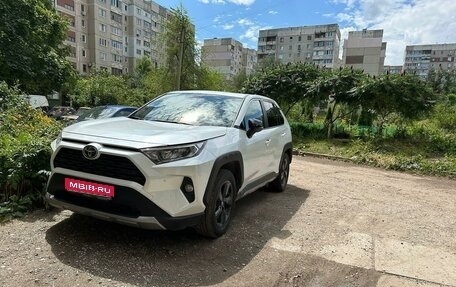 Toyota RAV4, 2022 год, 4 100 000 рублей, 1 фотография