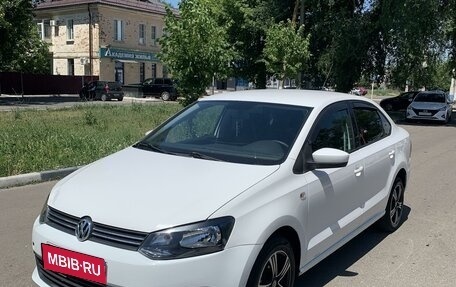 Volkswagen Polo VI (EU Market), 2012 год, 775 000 рублей, 1 фотография