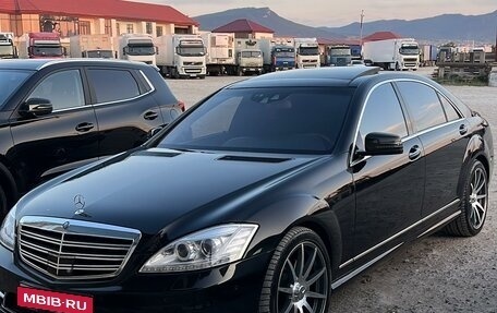 Mercedes-Benz S-Класс, 2010 год, 2 100 000 рублей, 1 фотография