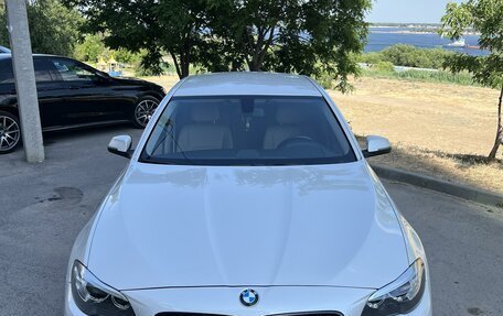 BMW 5 серия, 2015 год, 2 390 000 рублей, 3 фотография