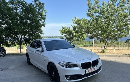 BMW 5 серия, 2015 год, 2 390 000 рублей, 2 фотография