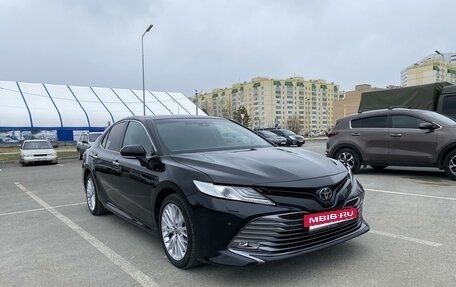 Toyota Camry, 2020 год, 3 200 000 рублей, 3 фотография