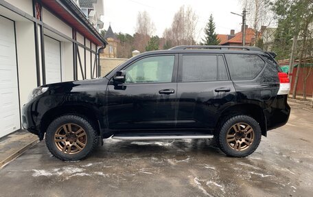 Toyota Land Cruiser Prado 150 рестайлинг 2, 2011 год, 2 690 000 рублей, 4 фотография