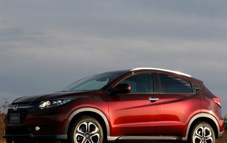 Honda Vezel, 2016 год, 1 770 000 рублей, 1 фотография