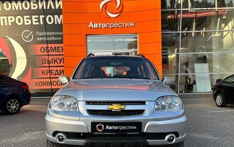 Chevrolet Niva I рестайлинг, 2009 год, 790 000 рублей, 2 фотография