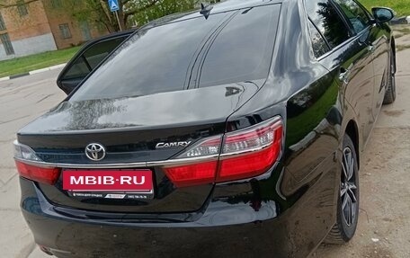 Toyota Camry, 2017 год, 2 650 000 рублей, 2 фотография