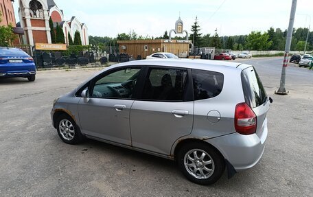 Honda Fit III, 2002 год, 350 000 рублей, 8 фотография