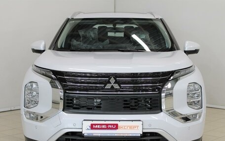 Mitsubishi Outlander, 2022 год, 4 250 000 рублей, 2 фотография