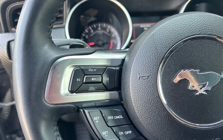 Ford Mustang VI рестайлинг, 2018 год, 2 950 000 рублей, 16 фотография