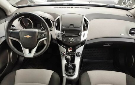 Chevrolet Cruze II, 2013 год, 1 050 000 рублей, 9 фотография