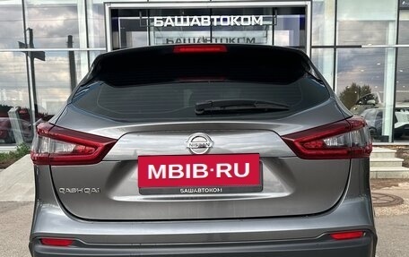 Nissan Qashqai, 2021 год, 2 520 000 рублей, 4 фотография