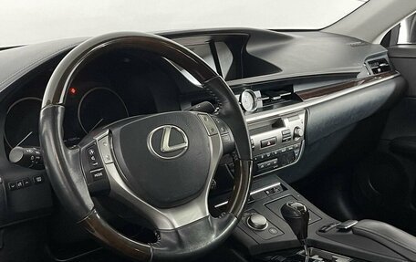 Lexus ES VII, 2013 год, 1 850 000 рублей, 17 фотография