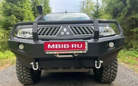 Mitsubishi Pajero Sport II рестайлинг, 2010 год, 2 600 000 рублей, 4 фотография