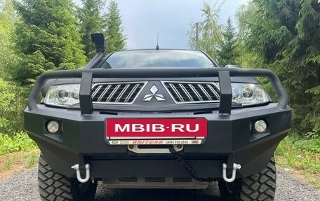 Mitsubishi Pajero Sport II рестайлинг, 2010 год, 2 600 000 рублей, 16 фотография