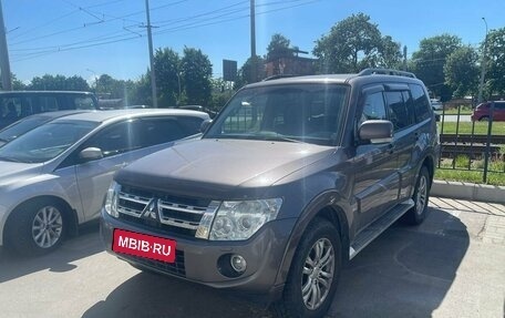 Mitsubishi Pajero IV, 2013 год, 2 299 000 рублей, 1 фотография