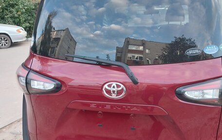 Toyota Sienta II, 2018 год, 1 790 000 рублей, 5 фотография