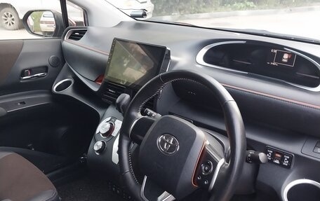 Toyota Sienta II, 2018 год, 1 790 000 рублей, 16 фотография
