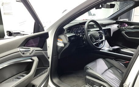 Audi e-tron I, 2021 год, 5 500 000 рублей, 2 фотография