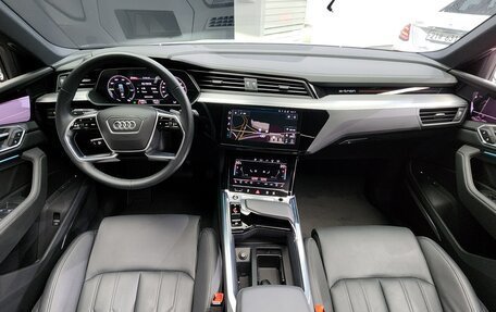 Audi e-tron I, 2021 год, 5 500 000 рублей, 3 фотография