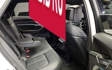 Audi e-tron I, 2021 год, 5 500 000 рублей, 8 фотография